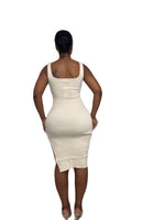 Load image into Gallery viewer, LISA BODYCON DRESS
