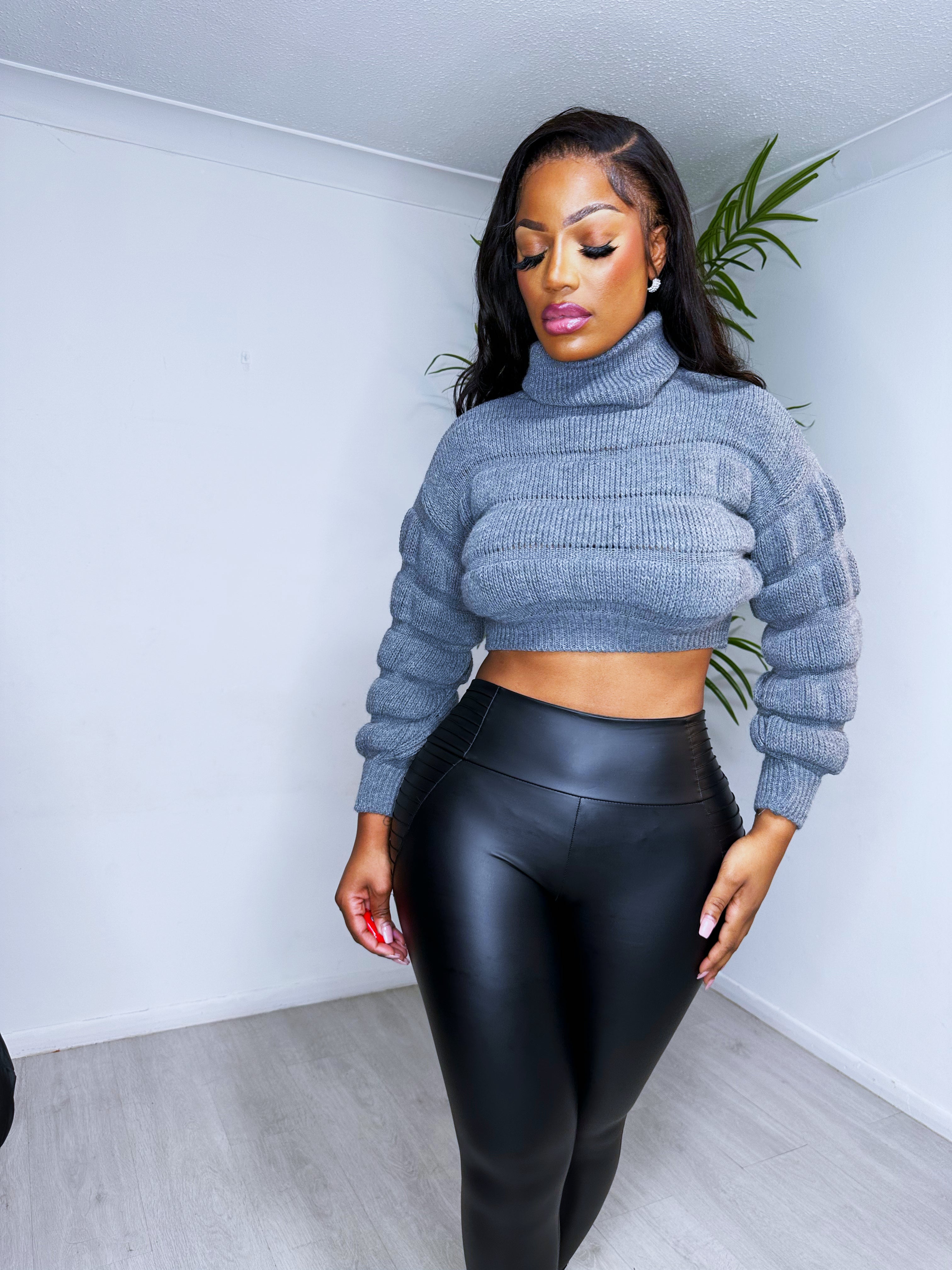 BUBBLE WOOL CROP TOP